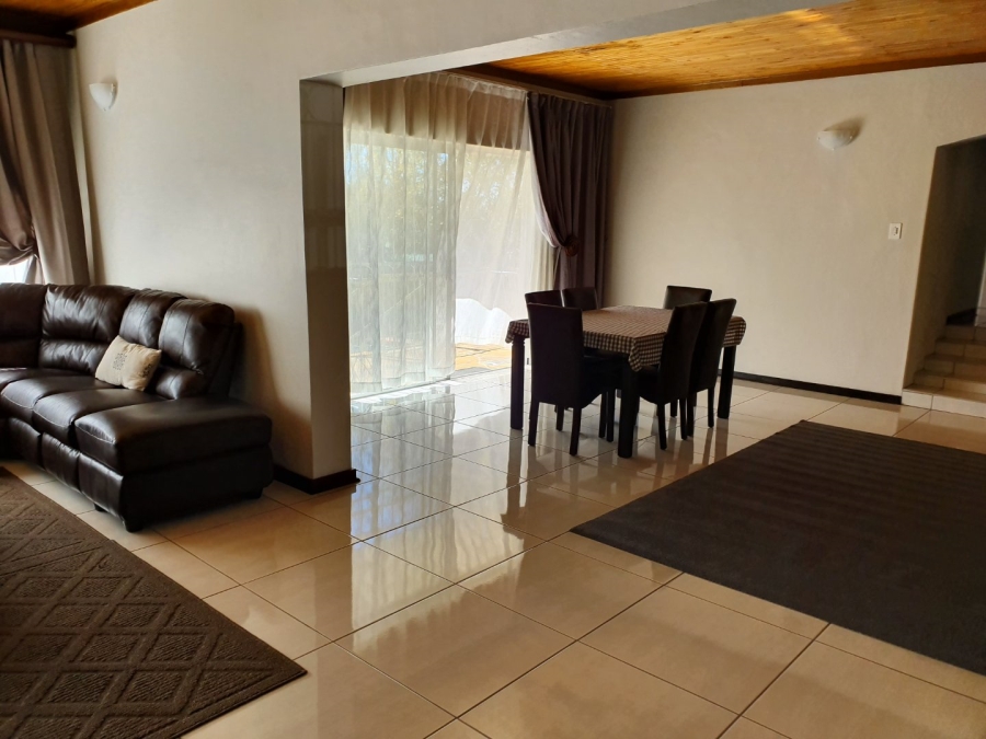 4 Bedroom Property for Sale in Eureka Free State